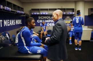 Photo Courtesy of UK Athletics | Dr. Robert Hosey with a student athlete.