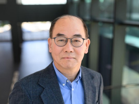 Markey researcher and UK College of Medicine professor Jin-Ming Yang has been awarded a $3 million grant from the NCI. Photo provided by UK HealthCare Brand Strategy.